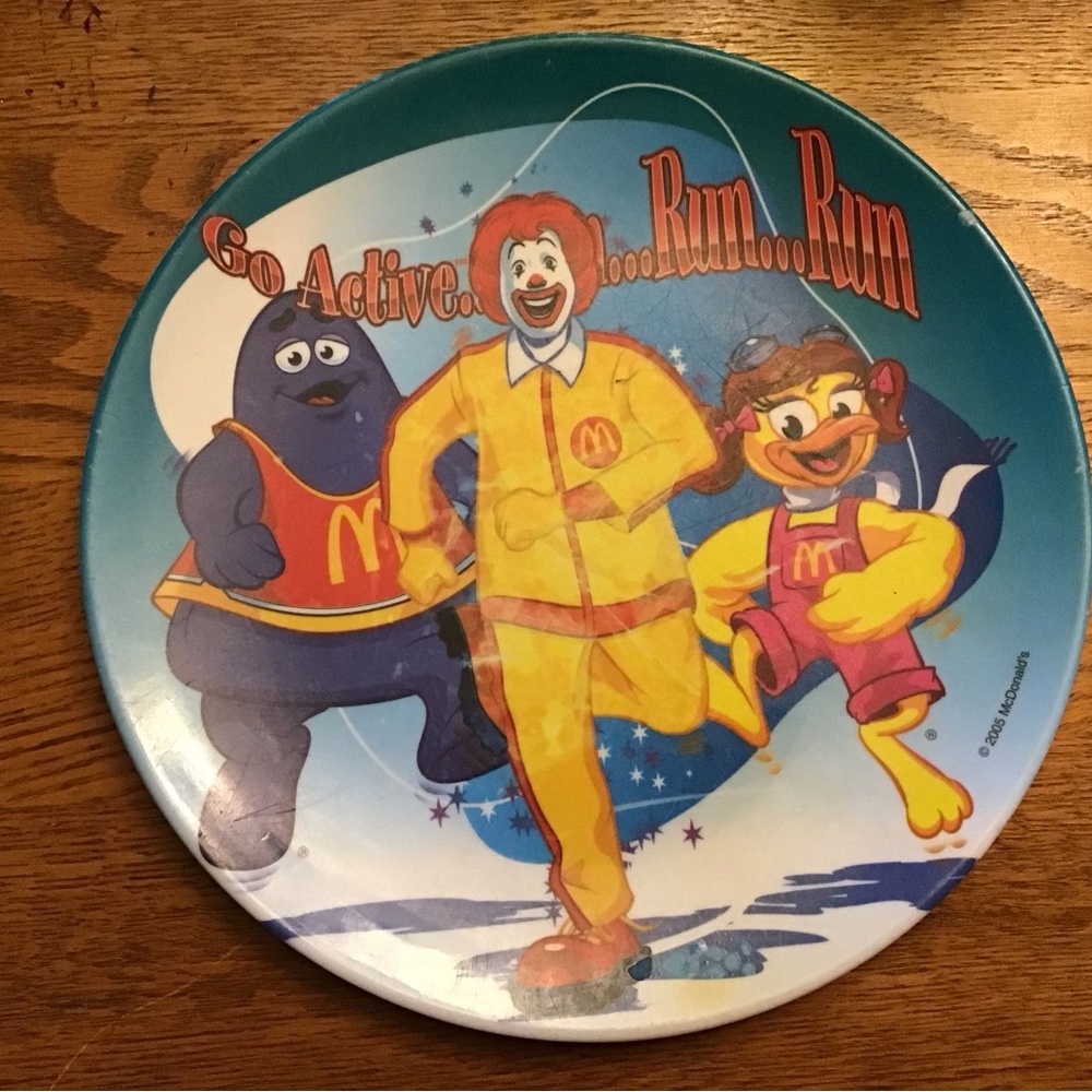 🍽️ ★❦꒒ik୧⌵♡⌵N୧w❦★ AUCTION PRICE👩🏻‍⚖️McDonald Go Active Run Run Run Plate